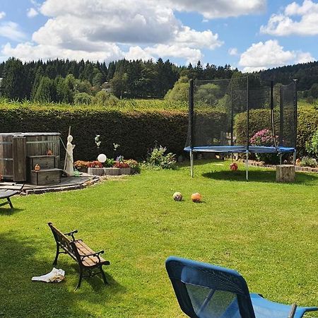 Monis Gemuetliche Ferienwohnungen Suhl Exterior foto