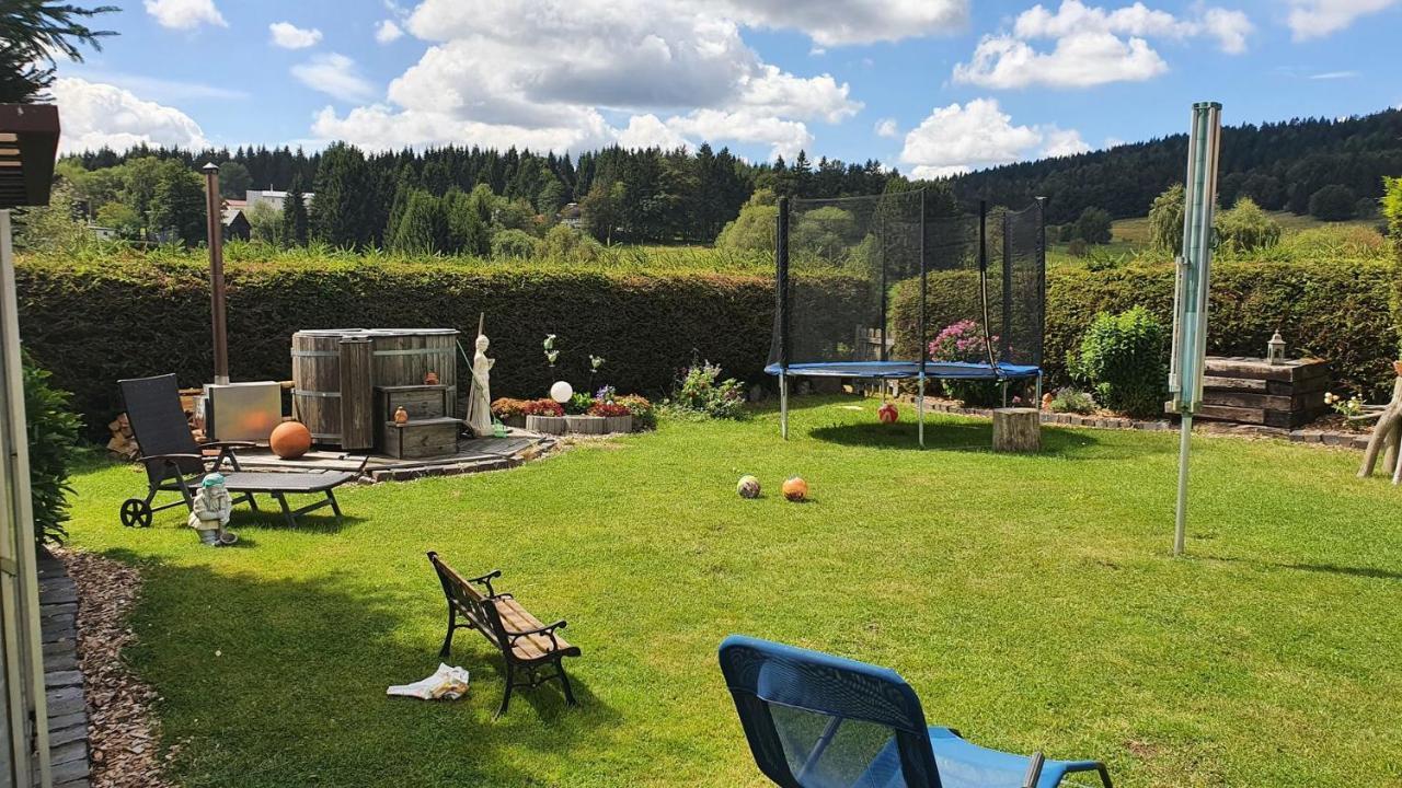 Monis Gemuetliche Ferienwohnungen Suhl Exterior foto