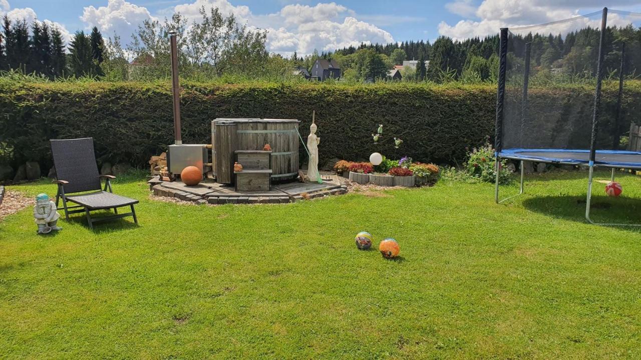 Monis Gemuetliche Ferienwohnungen Suhl Exterior foto