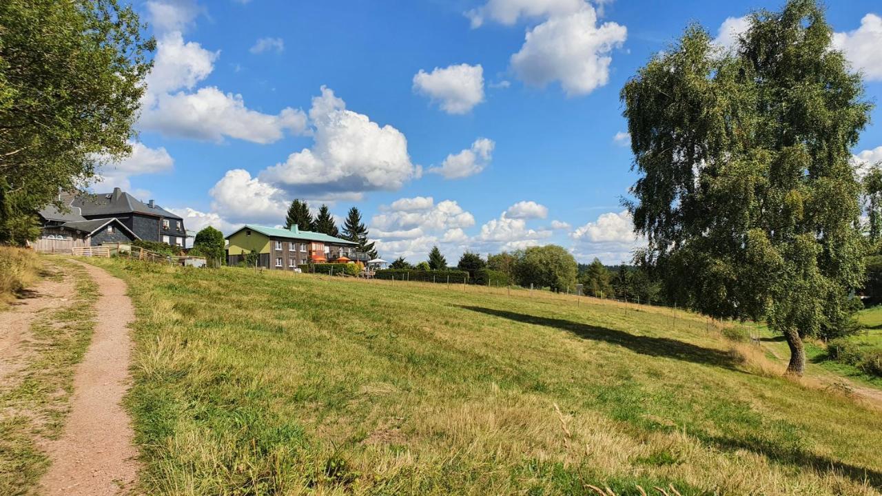 Monis Gemuetliche Ferienwohnungen Suhl Exterior foto