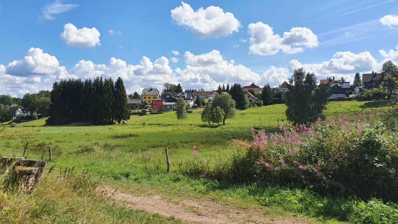 Monis Gemuetliche Ferienwohnungen Suhl Exterior foto