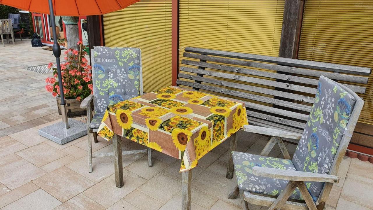 Monis Gemuetliche Ferienwohnungen Suhl Exterior foto