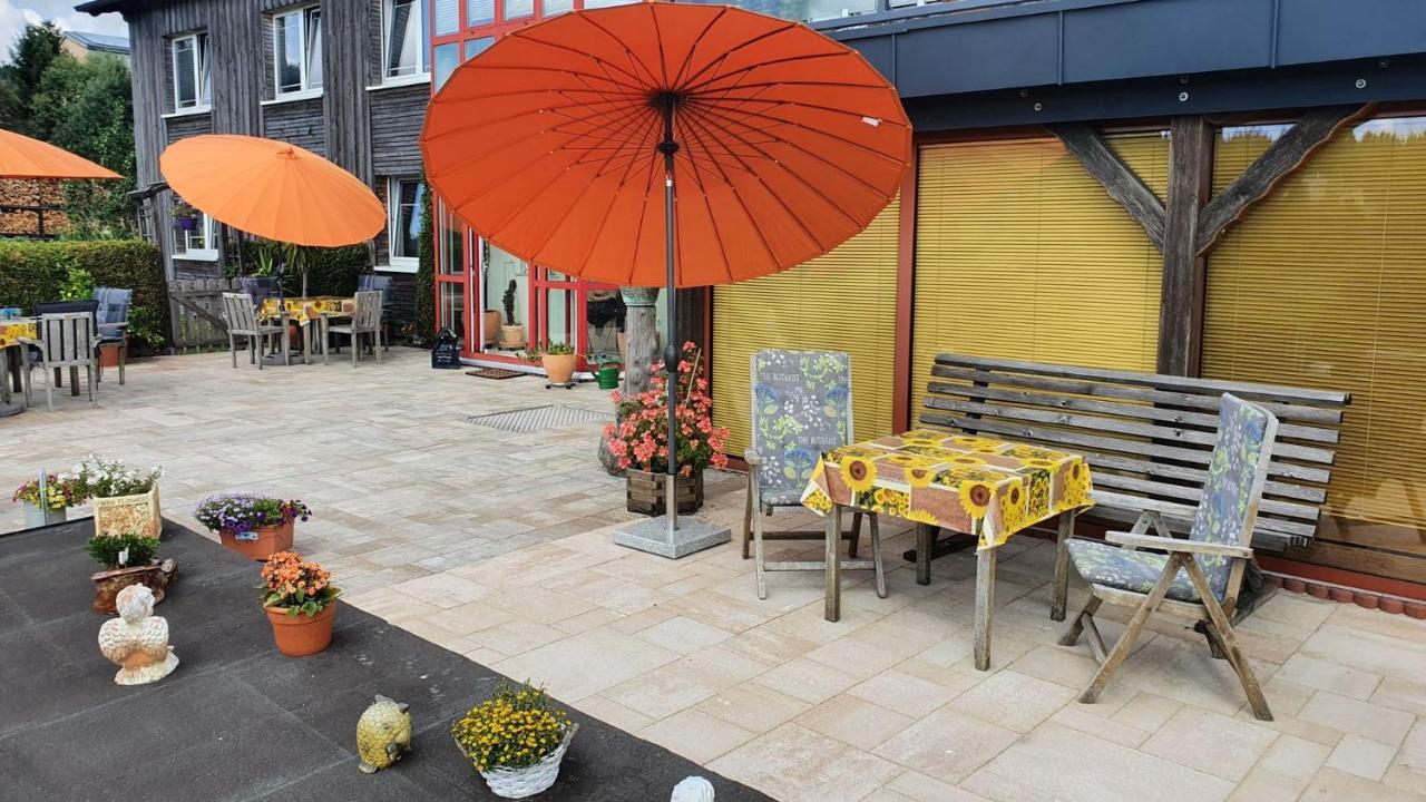 Monis Gemuetliche Ferienwohnungen Suhl Exterior foto