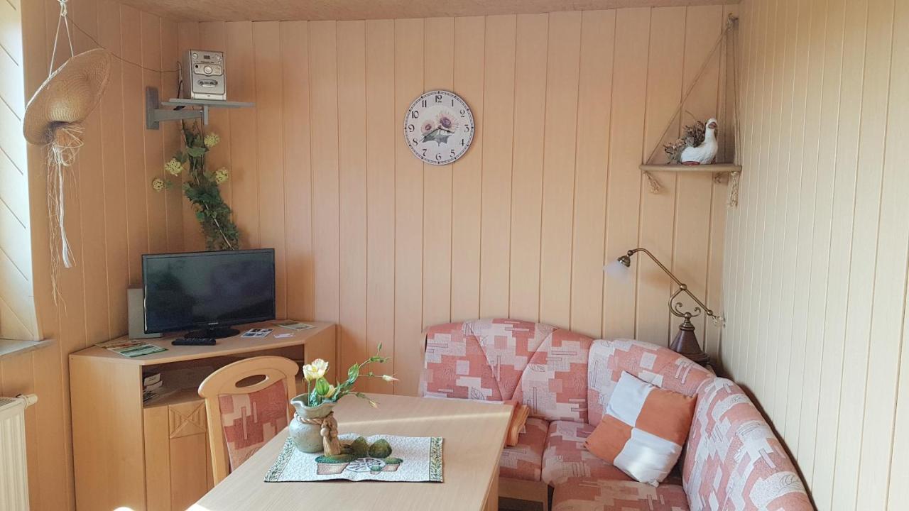 Monis Gemuetliche Ferienwohnungen Suhl Exterior foto
